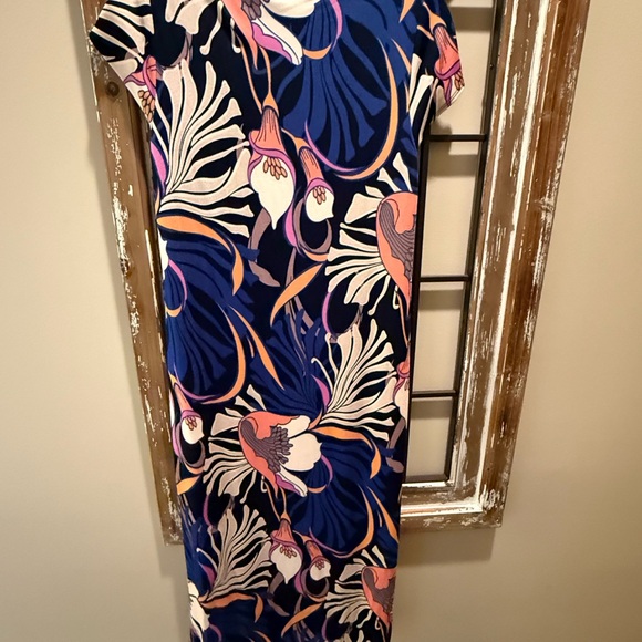 Chico’s NWT Travelers Calla Lily Maxi.India Ink Size 0P Stretchy Beautiful print - Picture 5 of 8